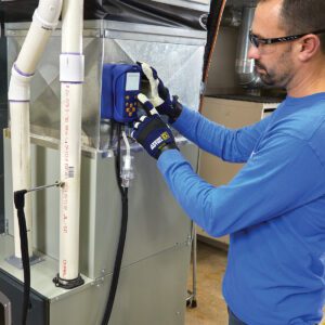 Combustion-Analyzer-IN-USE-w-Tech-4inw (1)